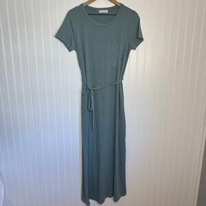 First Love By Lovelyn Midi Belted Tshirt Dress Slit Women’s Size Small